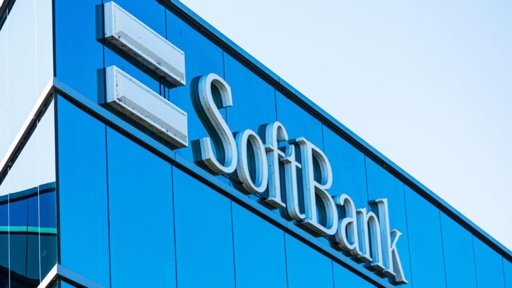 SoftBank 孫正義 “検討中です”が消えた会議室