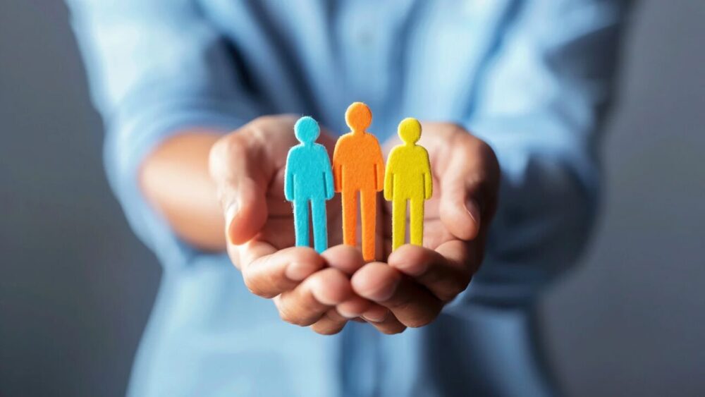 「人手不在」の時代 人と国がともに育つ未来